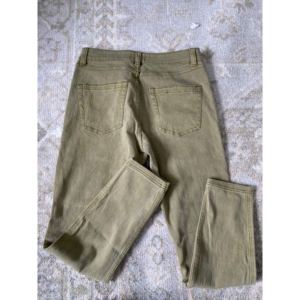 Martha Stewart Women's Mid-Rise Skinny Jeans, Sage Green, Olive, NWT Size 14 - Picture 5 of 9